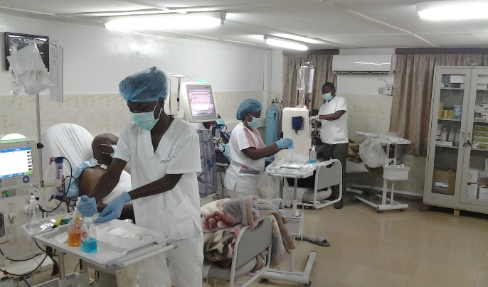 Inauguration aux CUK, centre hémodialyse