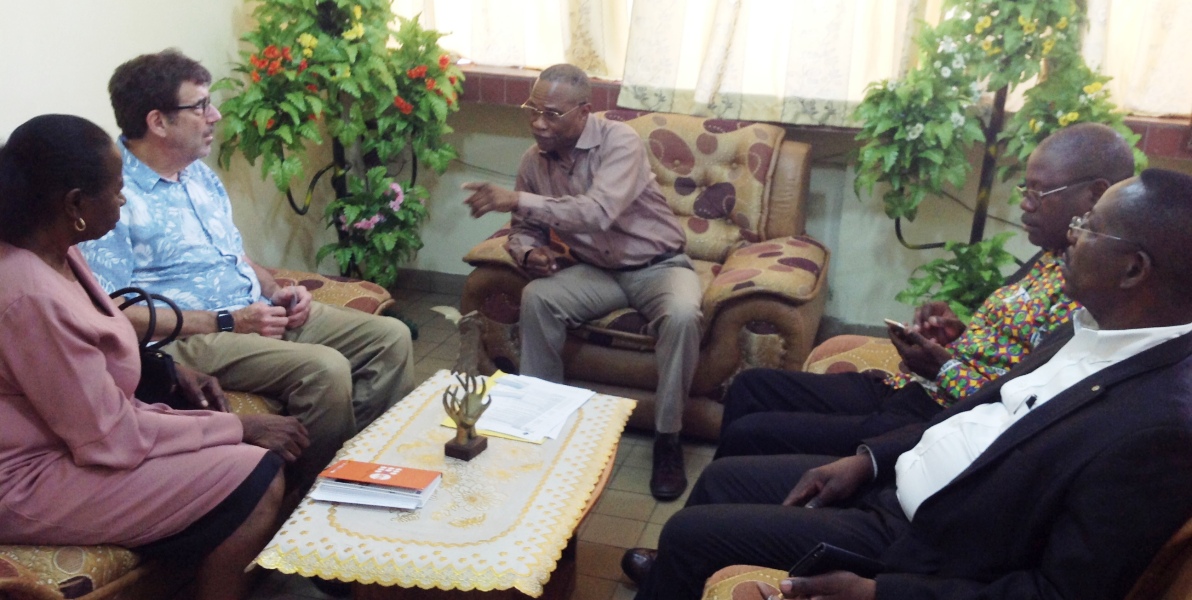 VISITE DU Dr MESNNICK STEVE R