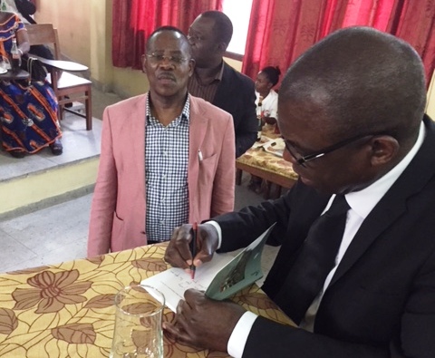 VERNISSAGE DE L'OUVRAGE DU DR ALPHONSE NZOMVUAMA