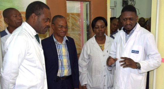 Visite du ministre Oly Ilunga à l'Unité de dialyse des CUK
