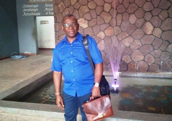 Prix d'excellence décerné au Professeur Situakibanza Hypolite