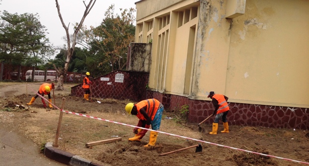 REFECTION DE L'AUDITOIRE MONEKOSSO