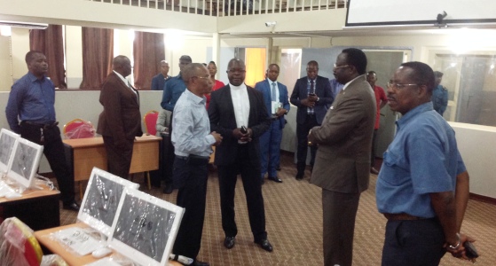 Visite à la faculté de Son Excellence Monsieur le Docteur LOLA KISANGA