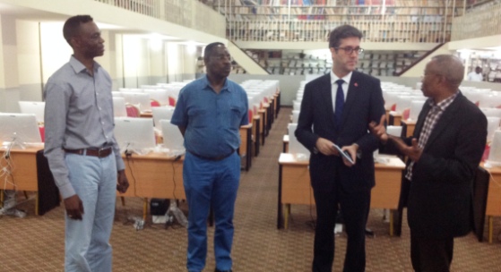 VISITE DE L'AMBASSADEUR DU CANADA