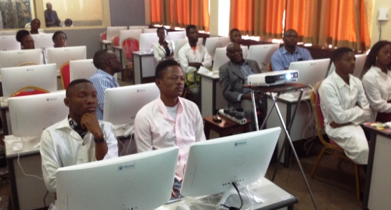 Essais de la connexion à la bibliothèque