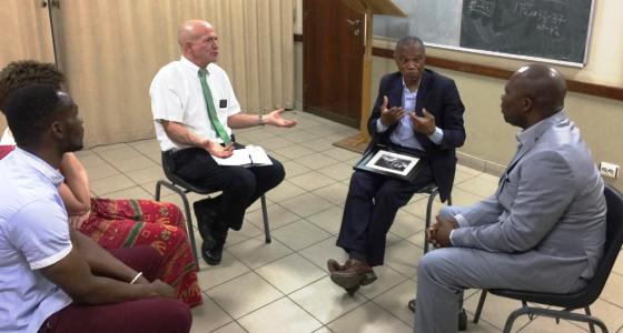 Le Doyen a visité les saints de derniers jours à Limete