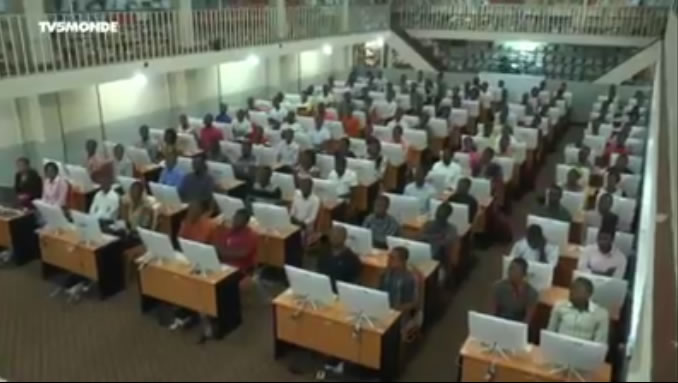 La faculté de Médecine de l'Unikin et l'enseignement à distance