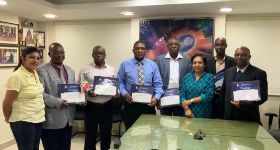 Professeur Mboloko en Inde