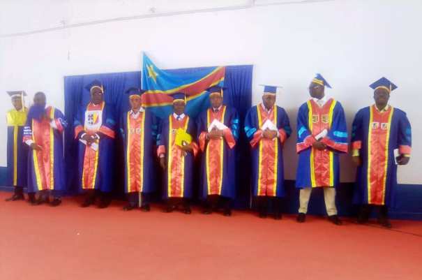 Présentation de la thèse d'Agrégation du Dr MANDOKO