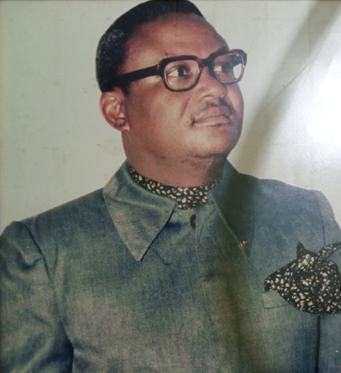 Professeur Dr. KABA SENGELE