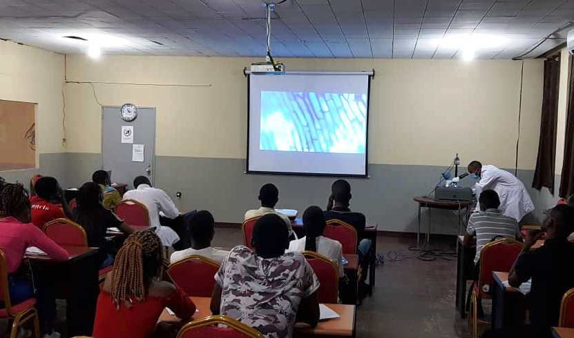 Travaux pratiques de biologie