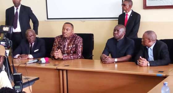 Visite de leurs excellences, le Ministre de la Santé, son Adjoint, et le Secrétaire Général