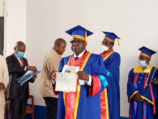 Le Dr Alphonse Nzomvuama a présenté sa thèse d'agrégation à l'UNIKIN