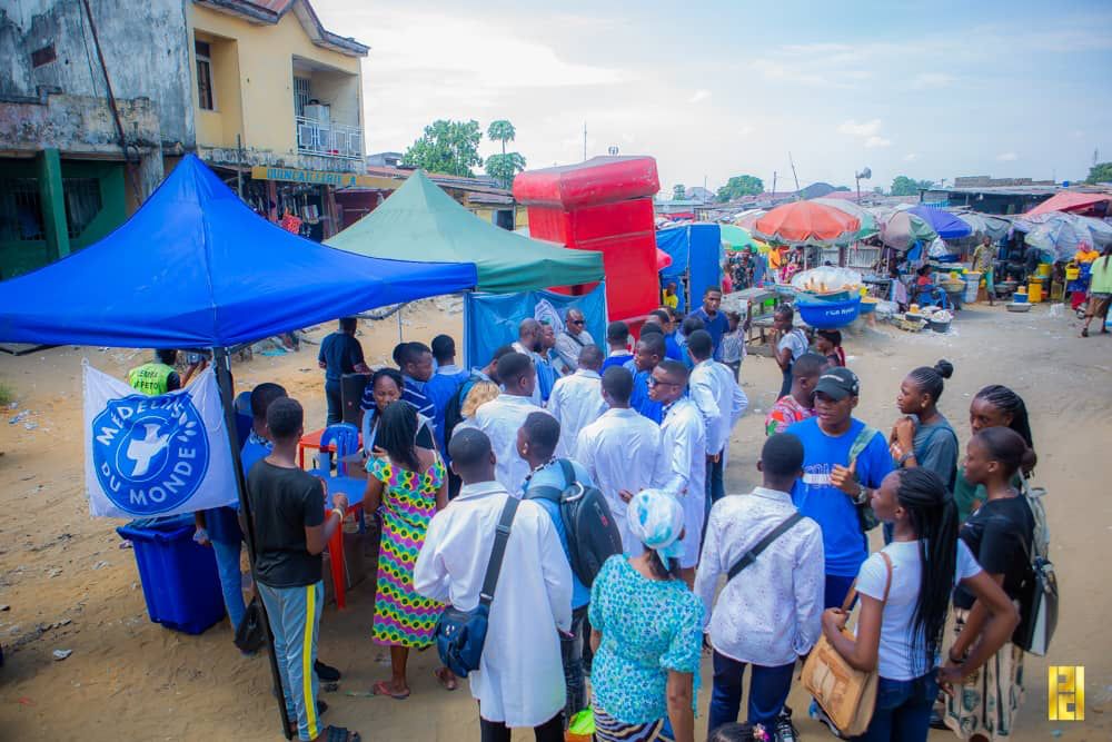 Campagne de sensibilisation sur la santé sexuelle en collaboration avec Médecins du Monde et l'appui des autorités de la faculté