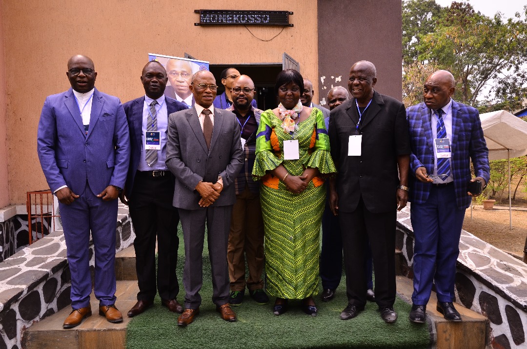Formation Continue en Chirurgie Orale et Maxillo-Faciale à l'Université de Kinshasa