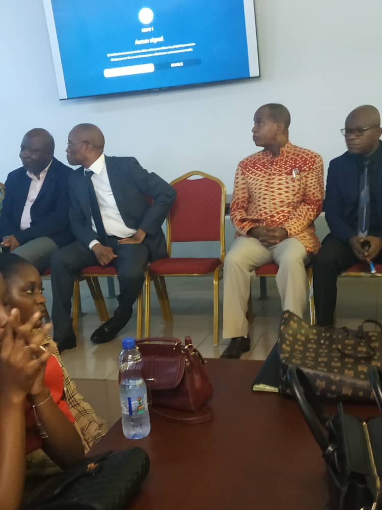 Inauguration de l’Auditoire Jean-Marie Kayembe de la FSSAP par le Recteur de l’Université de Kinshasa