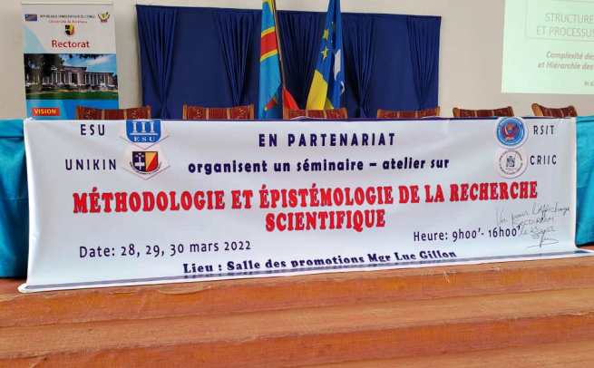 Début ce lundi 28 mars (jusque mercredi 30 mars 2022), à l'université de Kinshasa, du séminaire-atelier sur : MÉTHODOLOGIE et EPISTEMOLOGIE de la RECHERCHE SCIENTIFIQUE