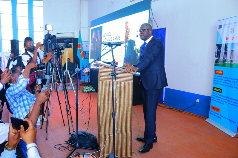 « Le réparateur des femmes » à l’Université de Kinshasa