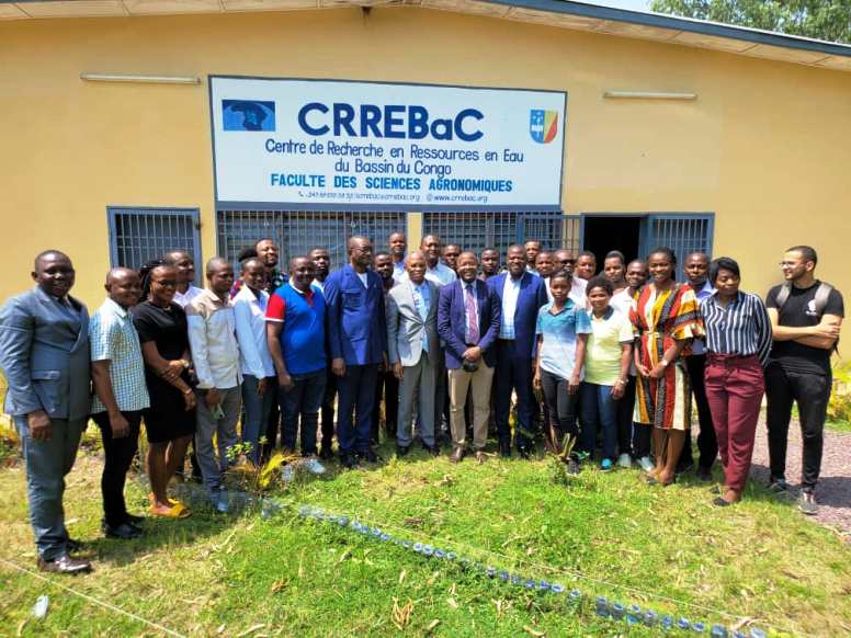 Visite de l'école de l'eau et des Forêt, de l'Université de Kinshasa