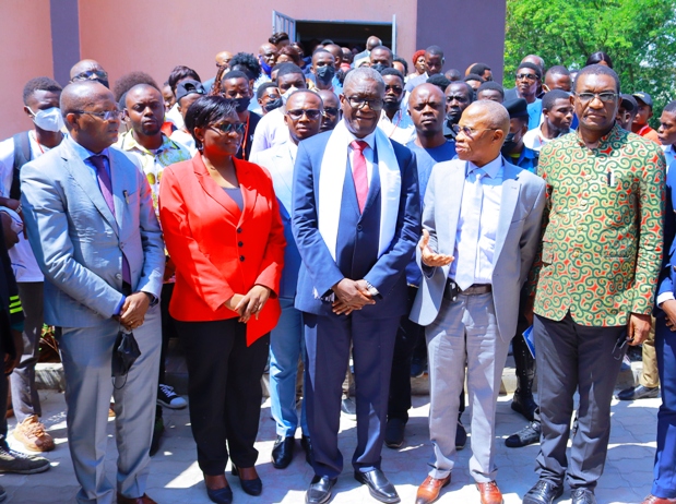 Le Pr Dr MUKWEGE remercie l'UNIKIN