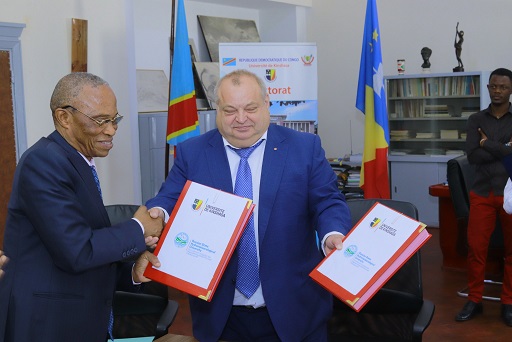Visite de la délégation officielle de l’université Saint-Pétersbourg à l’université de Kinshasa.