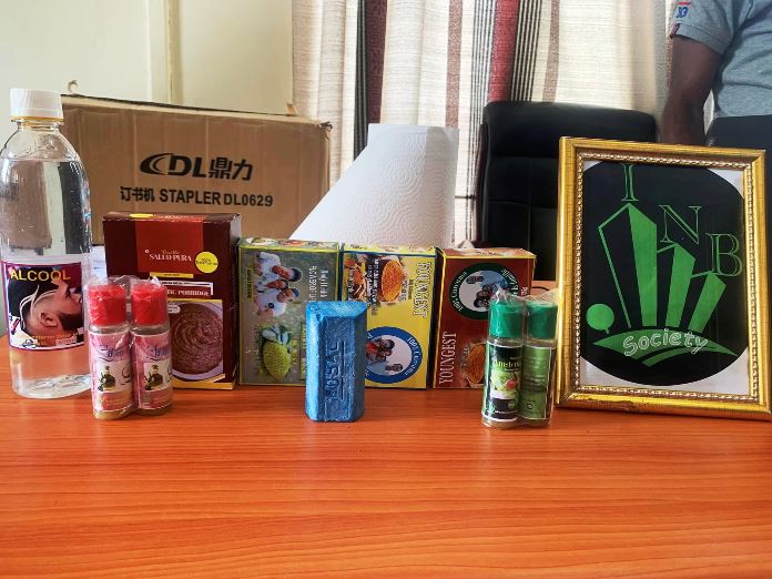 Une délégation d’étudiants de la Faculté des Sciences venus présenter leurs œuvres d’esprit