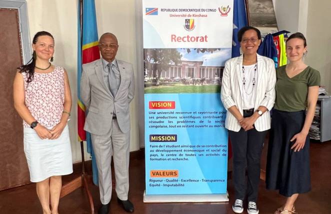 Le Recteur a reçu ce 11 avril une délégation des femmes Physiciennes