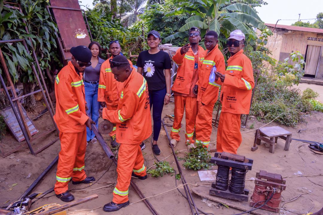 Accompagnement holistique de proximité pour l'émancipation des jeunes impliqués dans la violence urbaine par la réinsertion socioprofessionnelle