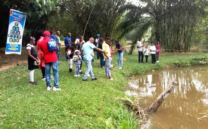 Délégation des étudiants de l'Unikin participe à la 2ème Édition de la journée du poisson et de la pisciculture