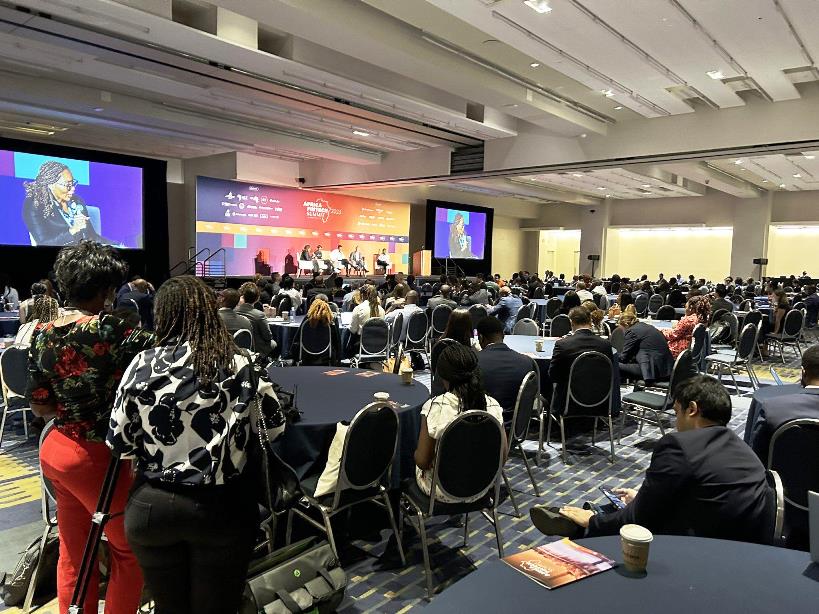 Deux Alumnis de l'Université de Kinshasa ont récemment marqué leur présence au prestigieux Africa Fintech Summit