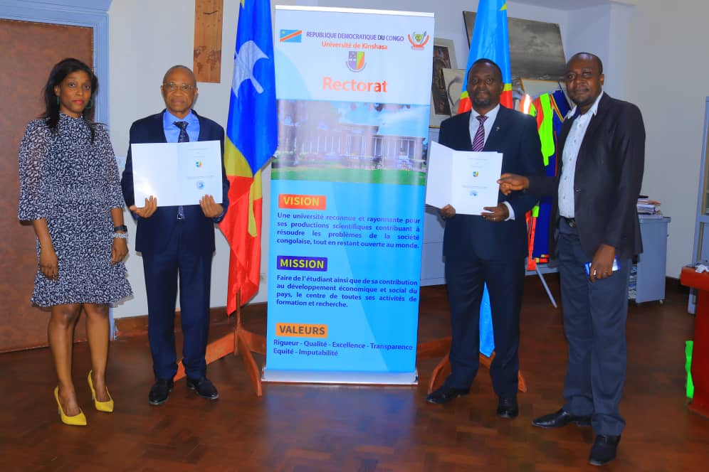 Lutte pour la salubrité : l'Université de Kinshasa et l'ONG Oeuvre Pour le Bien être Social (OPBS) font front commun.