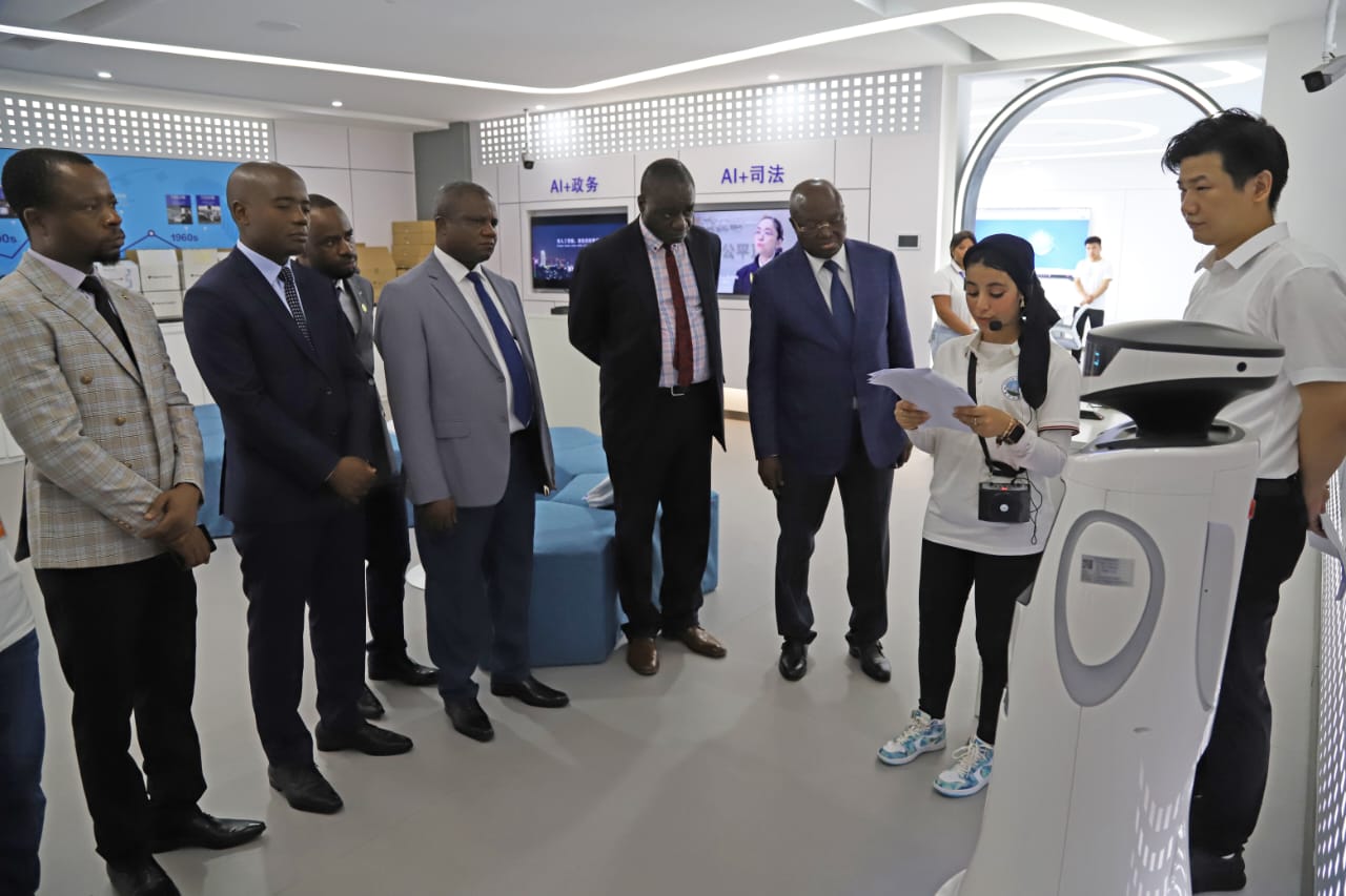 La délégation de l'Université de Kinshasa toujours en périple dans les Instituts et Universités Chinois