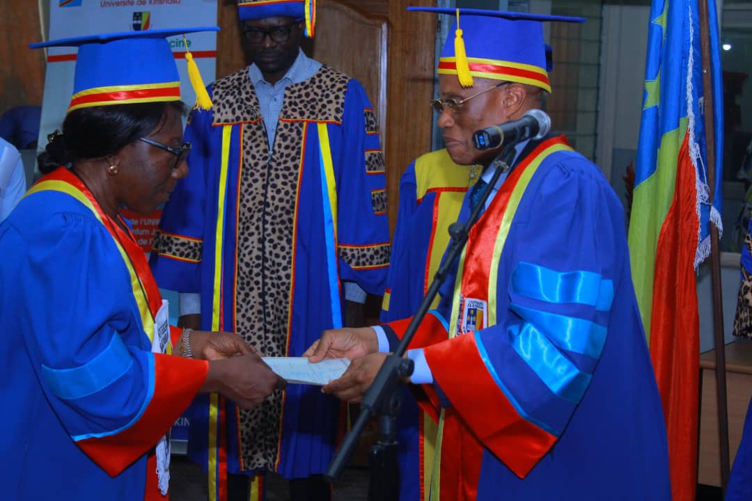 La Chef de travaux Aimée OKITO AMBATE déclarée Docteure en Sciences et Technologies de l'Université de Kinshasa