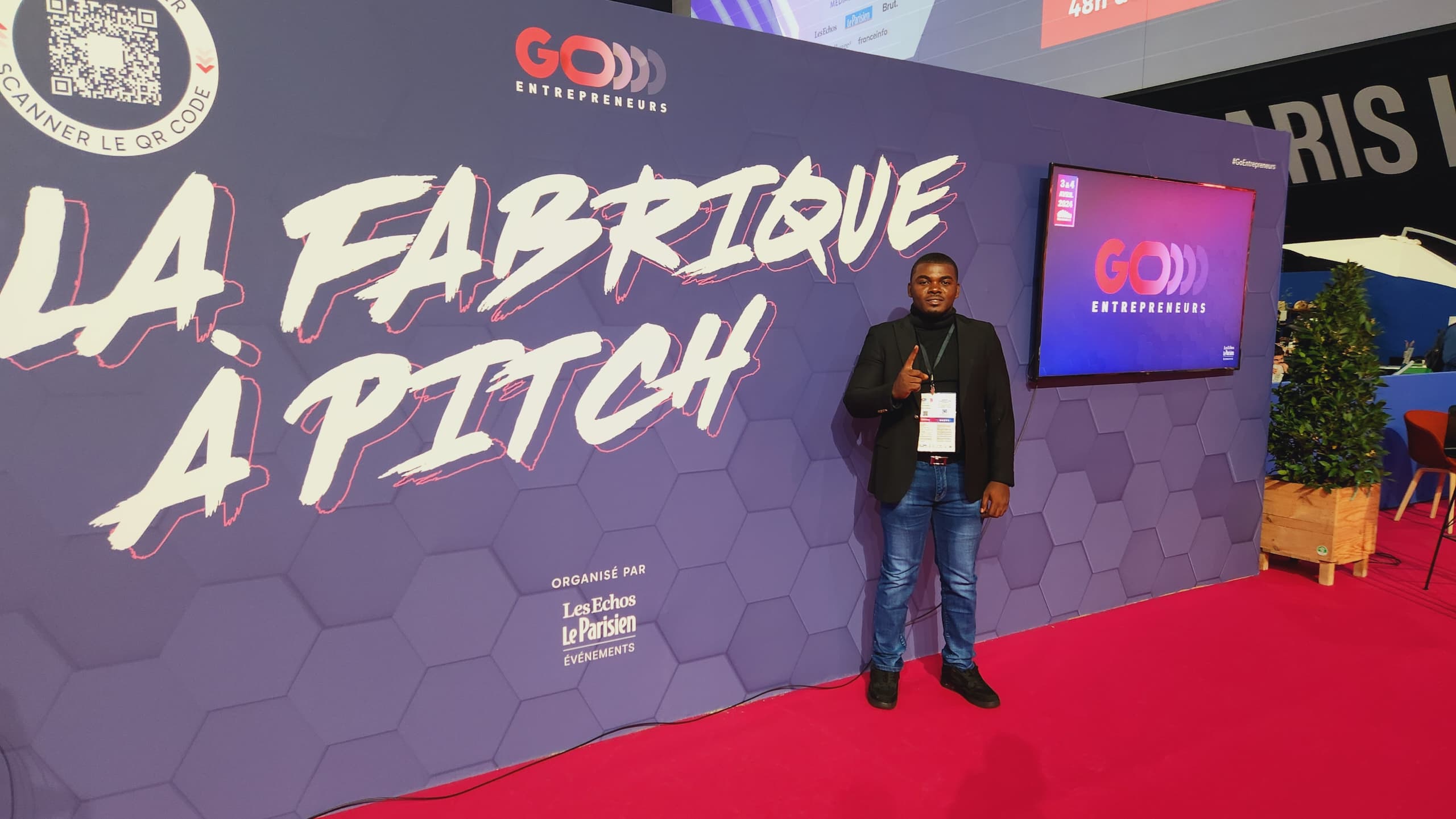 L'étendard de l'Université de Kinshasa a été encore hissé plus haut au Go Entrepreneurs, Session 3 et 4 Avril 2024 à Paris