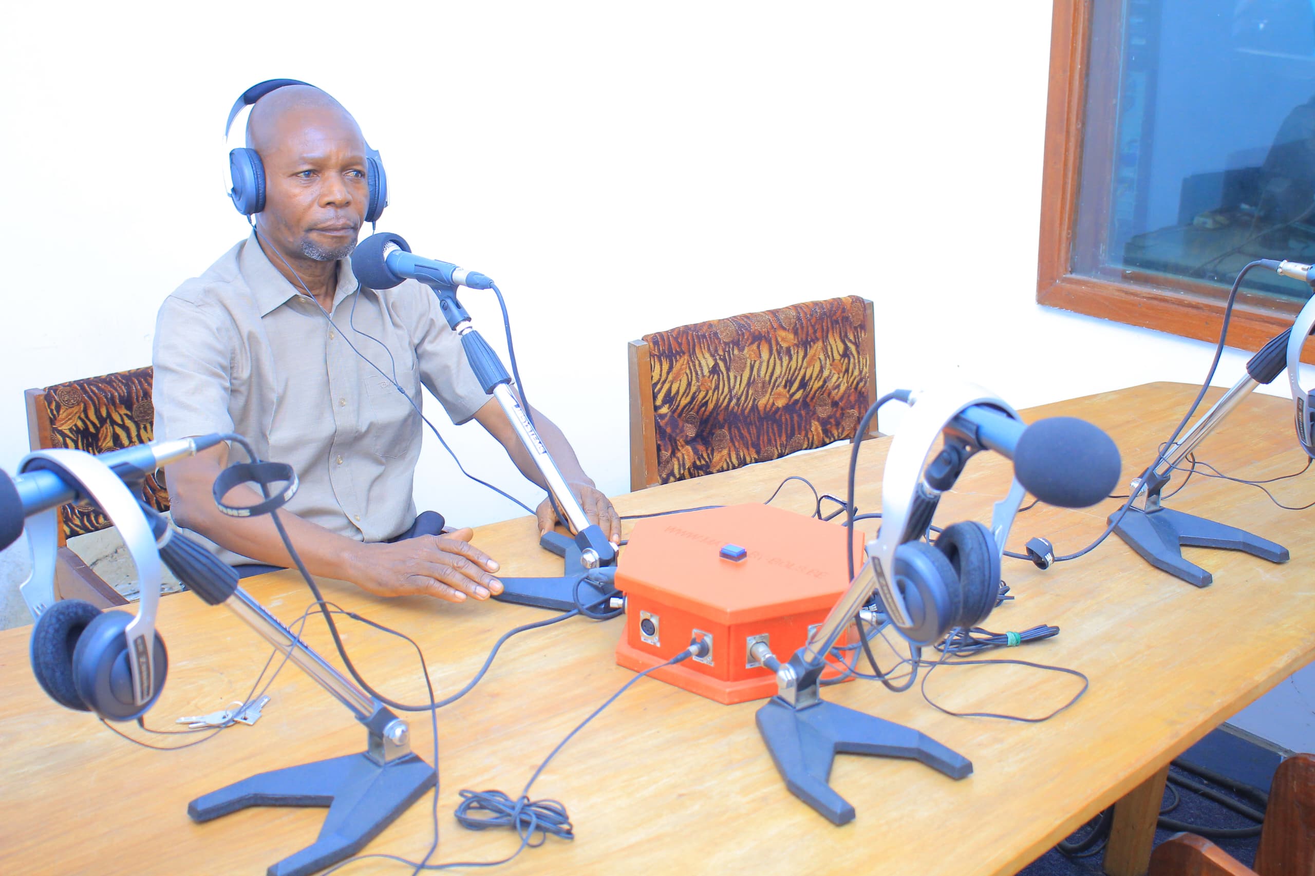 La Radio Campus Alma Mater de l'Université de Kinshasa Rouvre Ses Ondes
