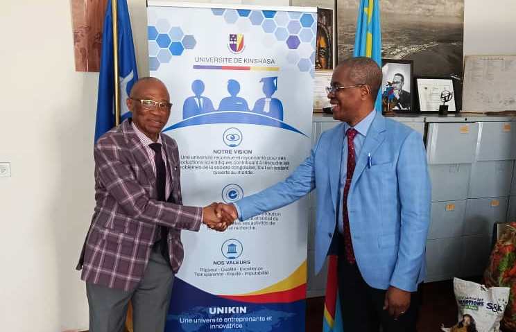 Renforcement de la coopération académique entre l’Université de Kinshasa et l’Université de Mbuji-Mayi