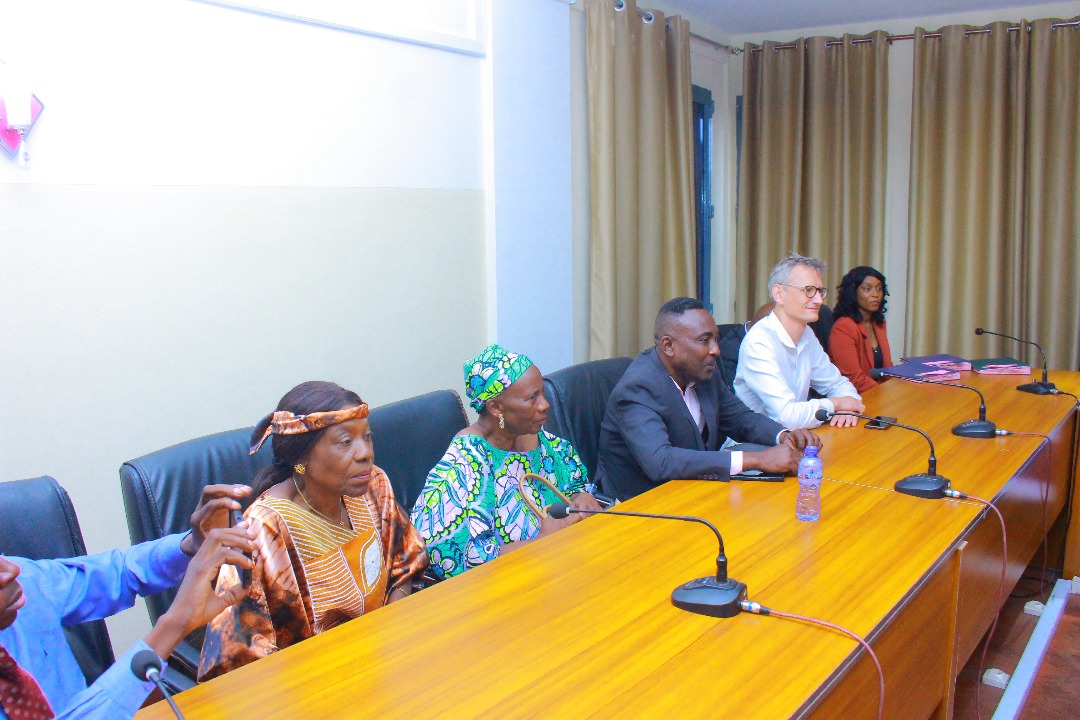 Signature de la Convention à l'UNIKIN pour lancer le projet « BIOGASCOOKIN », une initiative belgo-congolaise pour une Kinshasa plus durable.