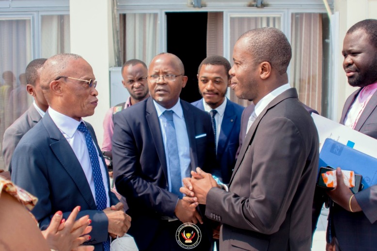 Son Excellence Yves Bonkulu, Ministre de la Jeunesse à l'Unikin