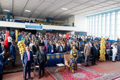 Denise Nyakeru Drepano a unikin