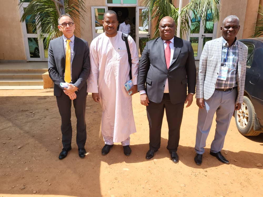 Le Professeur Jean-Louis Esambo participe depuis le 26 octobre 2022 à Niamey au Niger à un colloque international