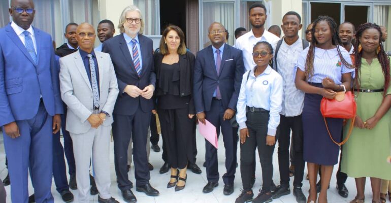 Signature d'un protocole d'accord entre L'OIF et L'Unikin