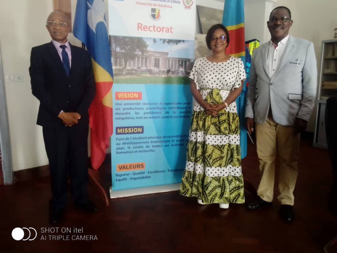 La Professeure Sessouma Bintou (de Burkina Faso) envoyée par l'ARES à été reçue par Mr le Recteur de l'Unikin