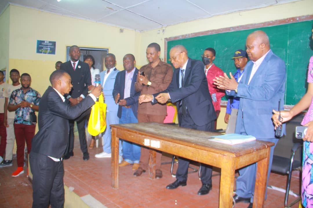Poursuite de la tournée d'accueil des nouveaux étudiants à l'Université de Kinshasa par le Comité de Gestion