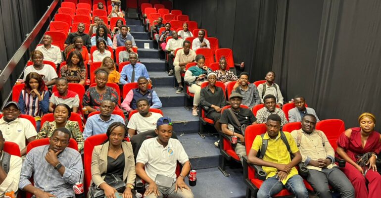 cinema_showbuzz