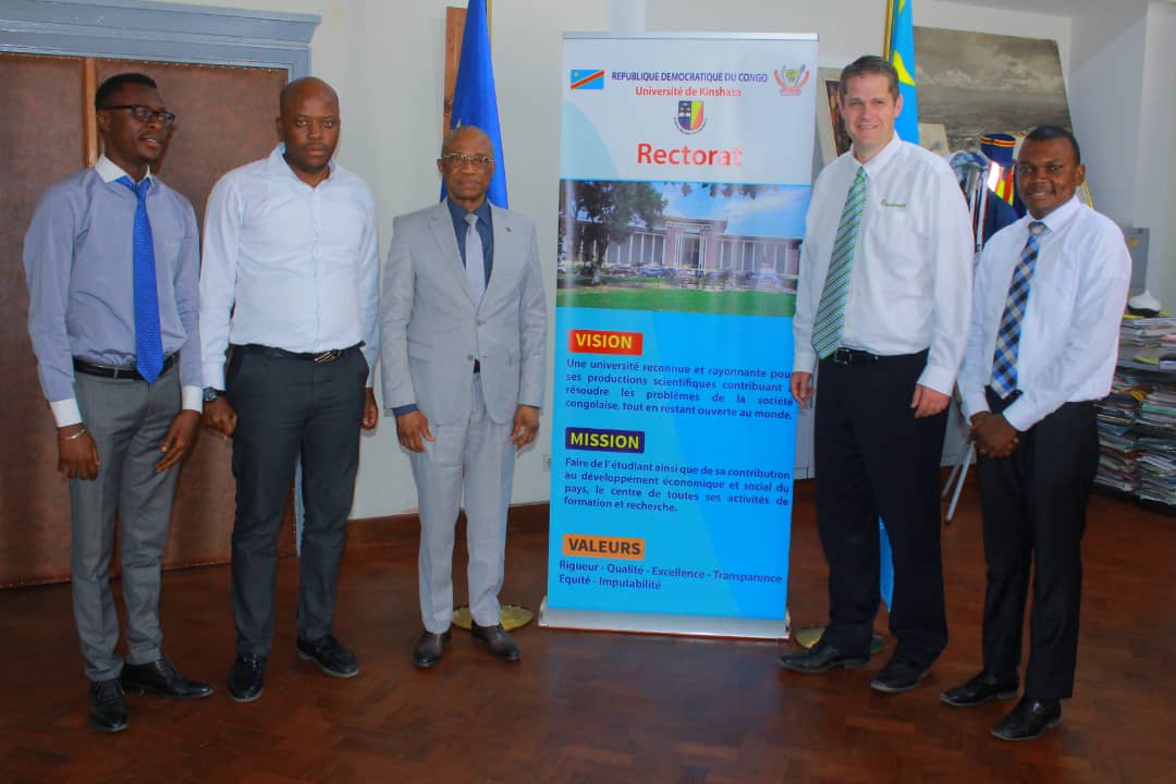 L'ONG Family search offre ses services de numérisation des archives à l'Université de Kinshasa