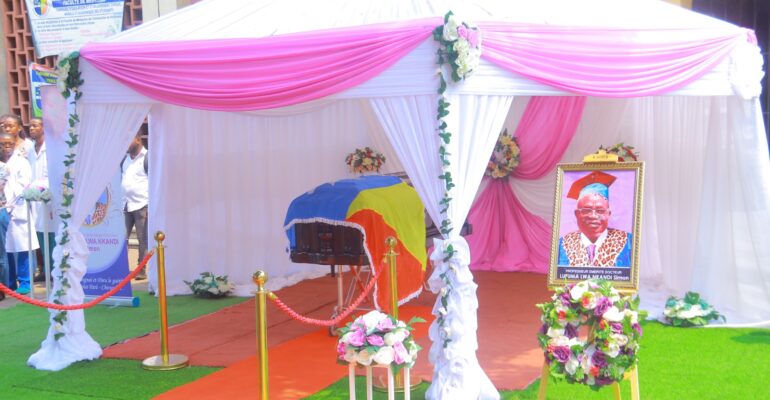 hommage_Professeur Emérite LUFUMA