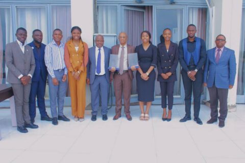 Huit étudiants désignés Jeunes Ambassadeurs