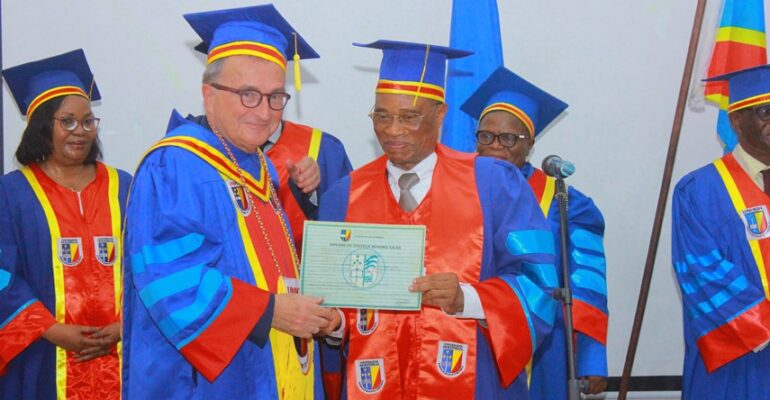 Professeur Christian de BOISSIEU 1