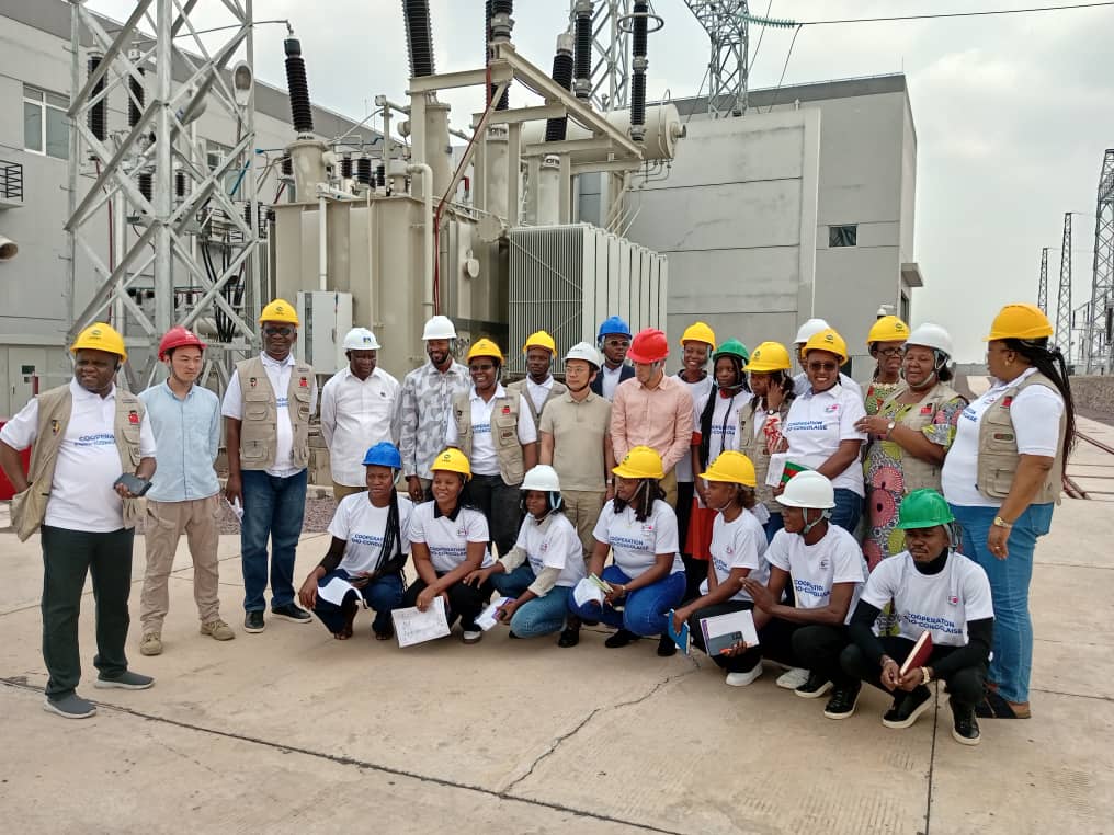 L’UNIKIN en visite au poste de Kinsuka : un pont concret de la coopération gagnante-gagnante