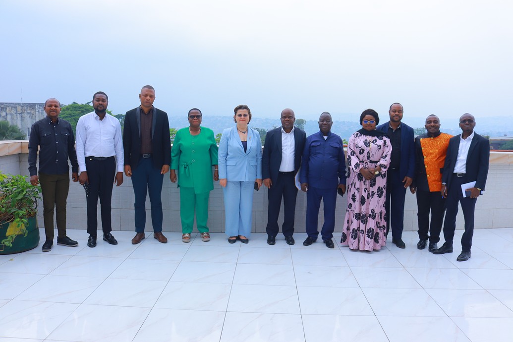 Visite de la Consule de l'Ambassade de l'Ukraine à l'Université de Kinshasa